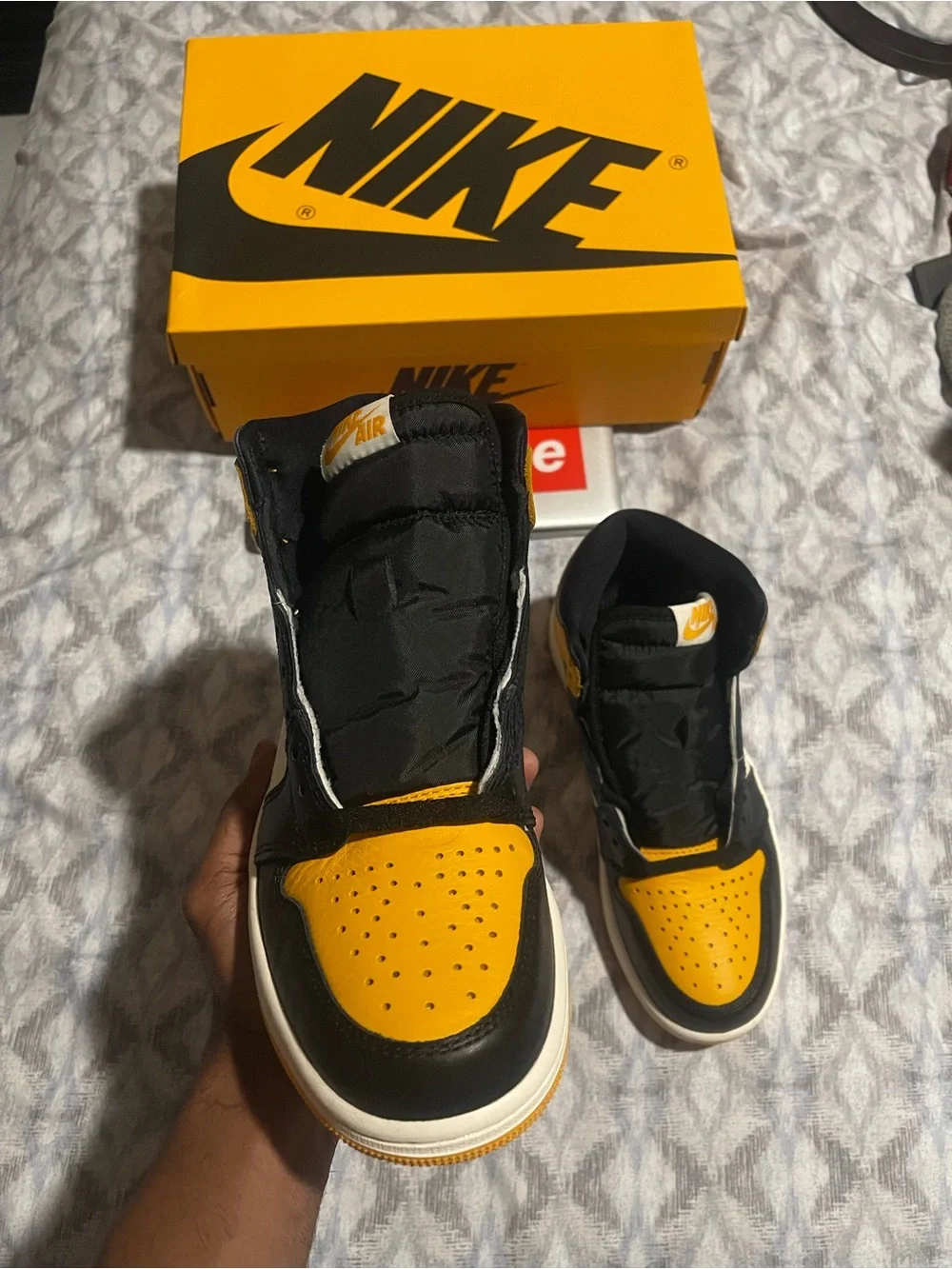 Jordan Air Jordan 1 Mid - Black, White & Yellow